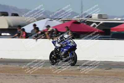 media/Oct-05-2025-CVMA (Sun) [[beeef4f201]]/Race 2-Supersport Middleweight/